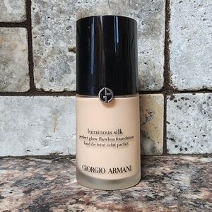 Giorgio Armani Luminous Silk Foundation - Shade 5